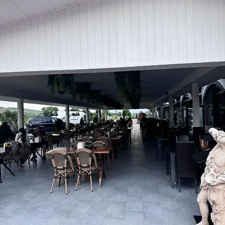 Hotel Hanul Domnesc Imperial & *