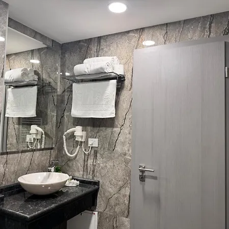 Hotel Hanul Domnesc Imperial & Calan